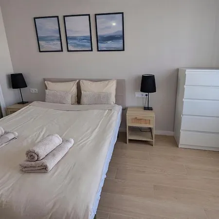 Lovely Casa Del Sol Close To The And Puerto Marina Apartment Benalmadena